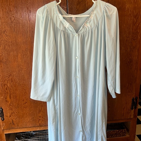 Ladies Polyester Button Robe - Picture 1 of 6